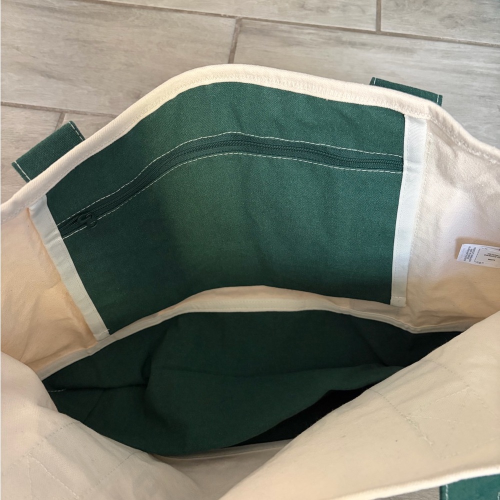 Gymshark Collegiate Oversized Green Tote Bag Lifestyle Club Sold Out Online NEW - Picture 3 of 6
